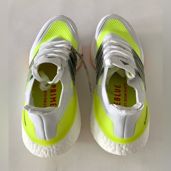 NWT, original box, Adidas Ultraboost 21 - Picture 3 of 10